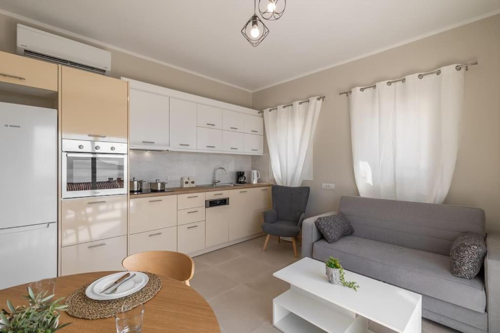 Maritina'S Apartments Amazing Sea View أيّا إفيميا المظهر الخارجي الصورة