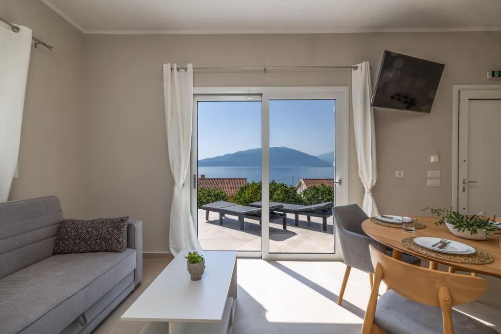 Maritina'S Apartments Amazing Sea View أيّا إفيميا المظهر الخارجي الصورة